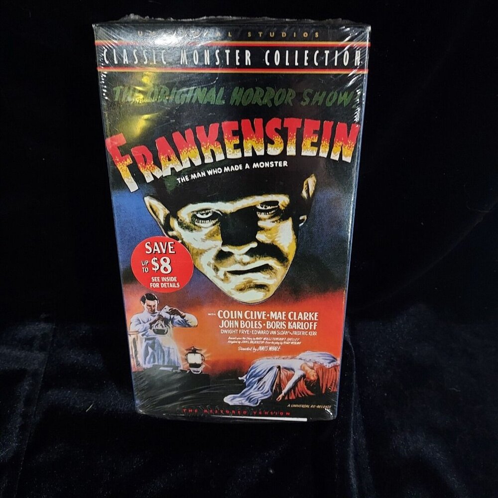 Frankenstein Sealed VHS 1931 Karloff &Clive Original UNIVERSAL 8"glow figure - Picture 3 of 15
